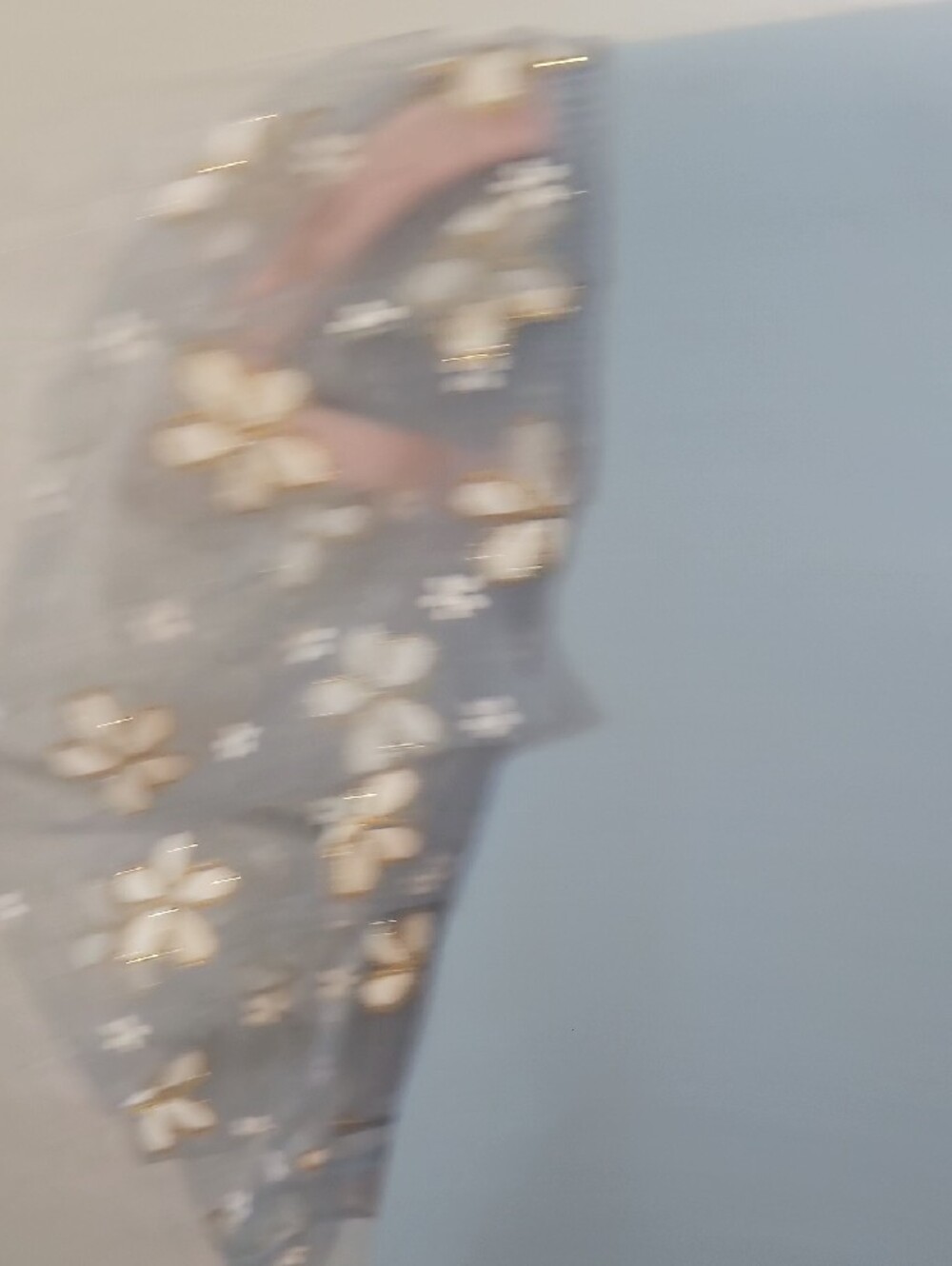 SHEIN Light Blue Crewneck Top - Picture 4 of 5